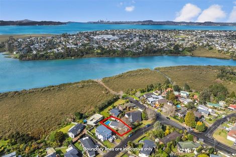 Photo of property in 3 Realm Place, Massey, Auckland, 0614