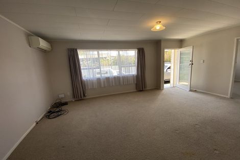 Photo of property in 13 Roberts Road, Te Atatu South, Auckland, 0610