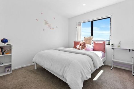 Photo of property in 41a Soaring Bird Drive, Takanini, 2112
