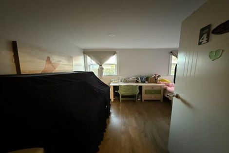 Photo of property in 2/4 Sydney Street, Hauraki, Auckland, 0622