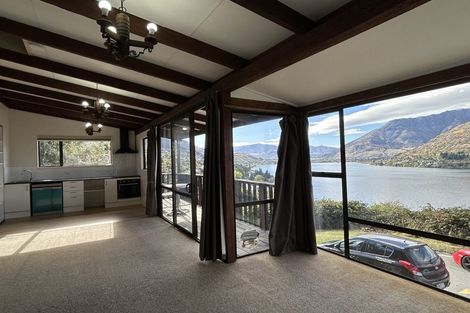 Photo of property in 15a Sunrise Lane, Queenstown, 9300
