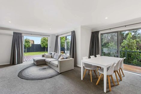 Photo of property in 19 Toscana Drive, Karaka, Papakura, 2113