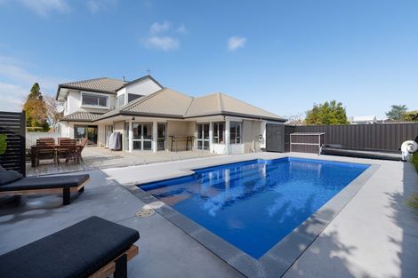 Photo of property in 2 Dallinger Street, St Andrews, Hamilton, 3200