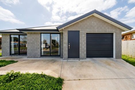 Photo of property in 2u2 Masefield Drive, Enderley, Hamilton, 3214