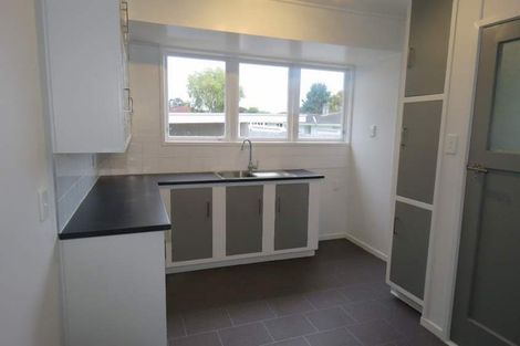 Photo of property in 15 Huia Street, Waiuku, 2123