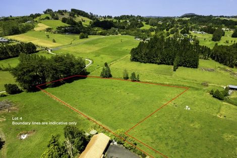 Photo of property in 56 Main Road, Kauri, Kamo, 0185