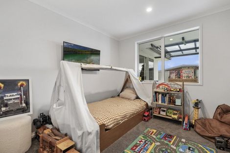 Photo of property in 43 Te Ranga Memorial Drive, Pyes Pa, Tauranga, 3112