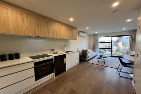 Photo of property in 341 Glengarry Road, Glen Eden, Auckland, 0602