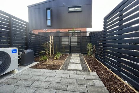 Photo of property in 9/60 Selo Street, Glen Eden, Auckland, 0602