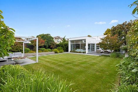 Photo of property in 86 Hinau Street, Riccarton, Christchurch, 8041