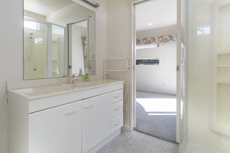 Photo of property in 10 Links View Drive, Omokoroa, 3114