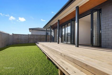 Photo of property in 75 Drumbuoy Drive, Flat Bush, Auckland, 2019