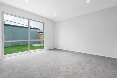 Photo of property in 8 Wairepo Street, Takanini, 2112