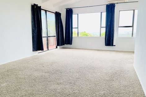 Photo of property in 741 East Coast Road, Browns Bay, Auckland, 0630