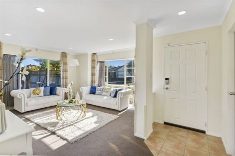 Photo of property in 52 Foxlaw Street, Randwick Park, Auckland, 2105