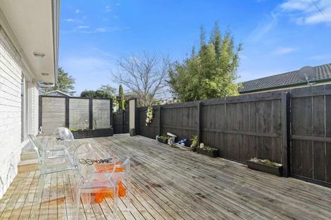 Photo of property in 1/25 Wycherley Drive, Bucklands Beach, Auckland, 2014