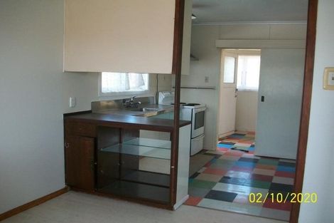 Photo of property in 75 Larnoch Road, Henderson, Auckland, 0610