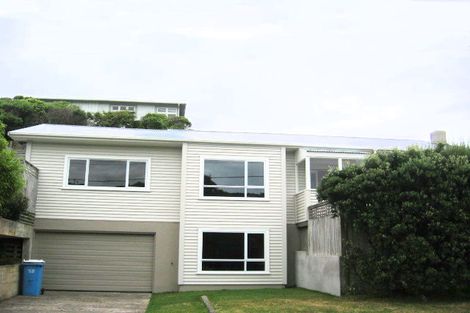 Photo of property in 67 Ranui Crescent, Khandallah, Wellington, 6035