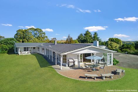 Photo of property in 36 Longview Road, Poraiti, Napier, 4182
