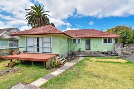 Photo of property in 495 Massey Road, Mangere, Auckland, 2022