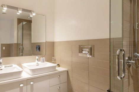 Photo of property in 110 Lake Terrace, Taupo, 3330