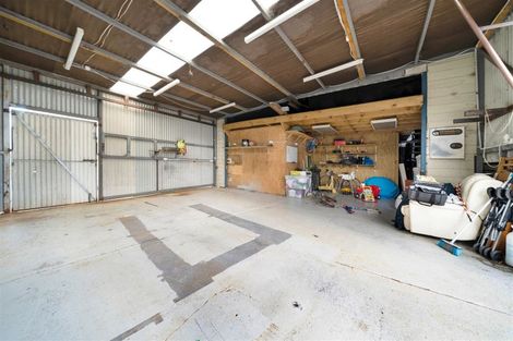 Photo of property in 56 Makora Road, Massey, Auckland, 0614