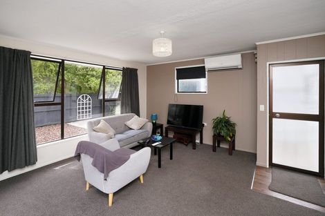 Photo of property in 33 Seymour Street, Hornby, Christchurch, 8042
