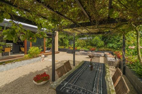 Photo of property in 40 Victoria Street, Coromandel, 3506