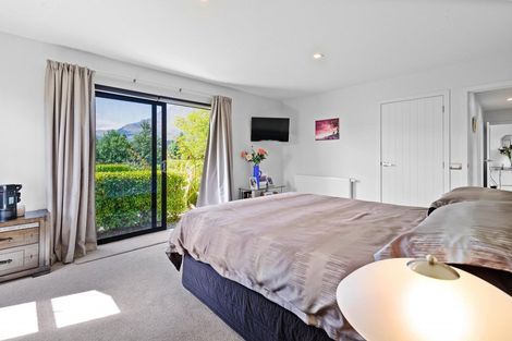 Photo of property in 36 Orford Drive, Jacks Point, Queenstown, 9371