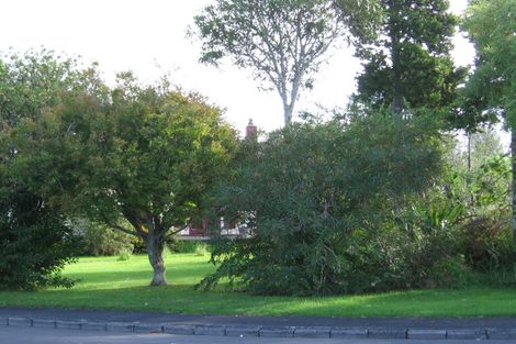 Photo of property in 1/1 Glenvil Lane, Te Atatu Peninsula, Auckland, 0610