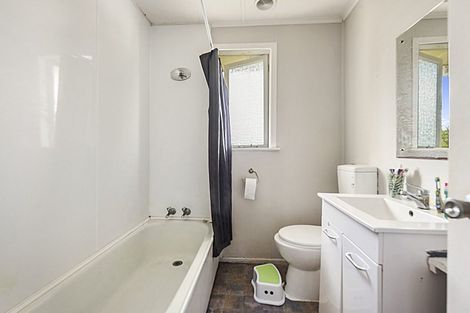 Photo of property in 8c Bell Road, Western Heights, Rotorua, 3015