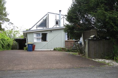 Photo of property in 3 Holgate Avenue, Herald Island, Auckland, 0618