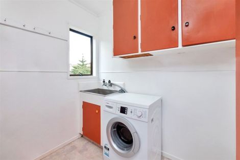 Photo of property in 6 Don Buck Road, Massey, Auckland, 0614