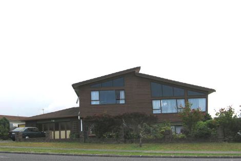 Photo of property in 1/72 Deep Creek Road, Torbay, Auckland, 0630