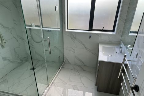 Photo of property in 15d Bond Crescent, Forrest Hill, Auckland, 0620