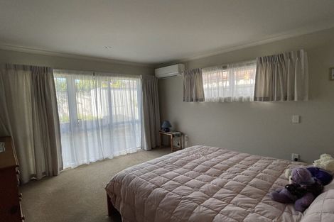 Photo of property in 29 Saltwood Street, Red Beach, 0932