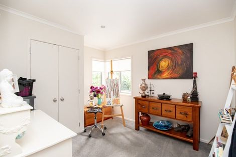 Photo of property in 10 Harris Place, Ngatea, 3503