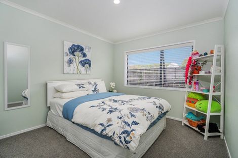 Photo of property in 31 Wells Place, Whitianga, 3510
