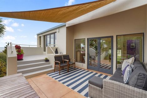 Photo of property in 3 Gardenhill Lane, Redcliffs, Christchurch, 8081