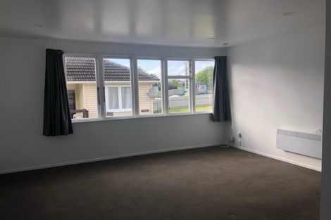 Photo of property in 11 Kotuku Street, Te Atatu Peninsula, Auckland, 0610
