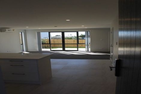 Photo of property in 3/59 Glenview Road, Glen Eden, Auckland, 0602