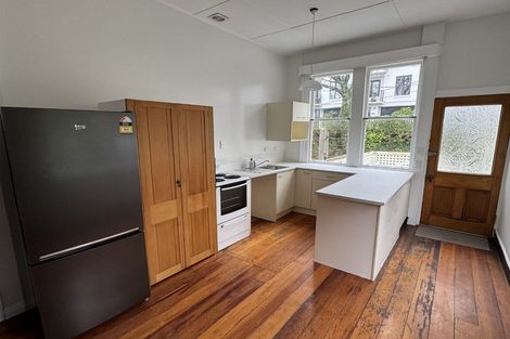 Photo of property in 355 The Terrace, Te Aro, Wellington, 6011
