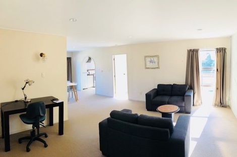 Photo of property in 10/10u Hunter Street, Hamilton Lake, Hamilton, 3204
