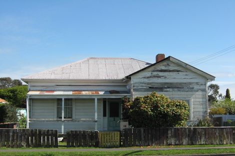 Photo of property in 15 Jackson Street, College Estate, Whanganui, 4500