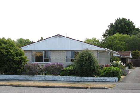 Photo of property in 389 Withells Road, Avonhead, Christchurch, 8042