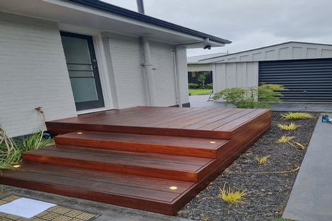 Photo of property in 117 Blighs Road, Strowan, Christchurch, 8052