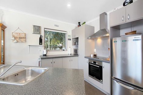 Photo of property in 8 Mako Avenue, Whiritoa, Whangamata, 3691