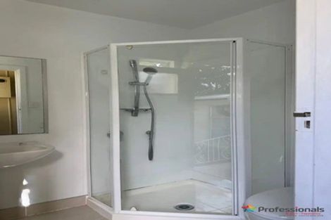 Photo of property in 11a Woodvale Road, Glen Eden, Auckland, 0602