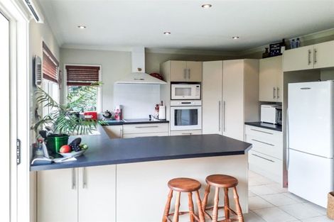 Photo of property in 18 Blythfield Place, Taradale, Napier, 4112