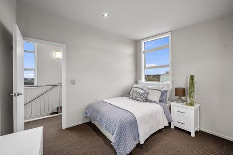 Photo of property in 5 Te Mauri Place, Omaha, 0986